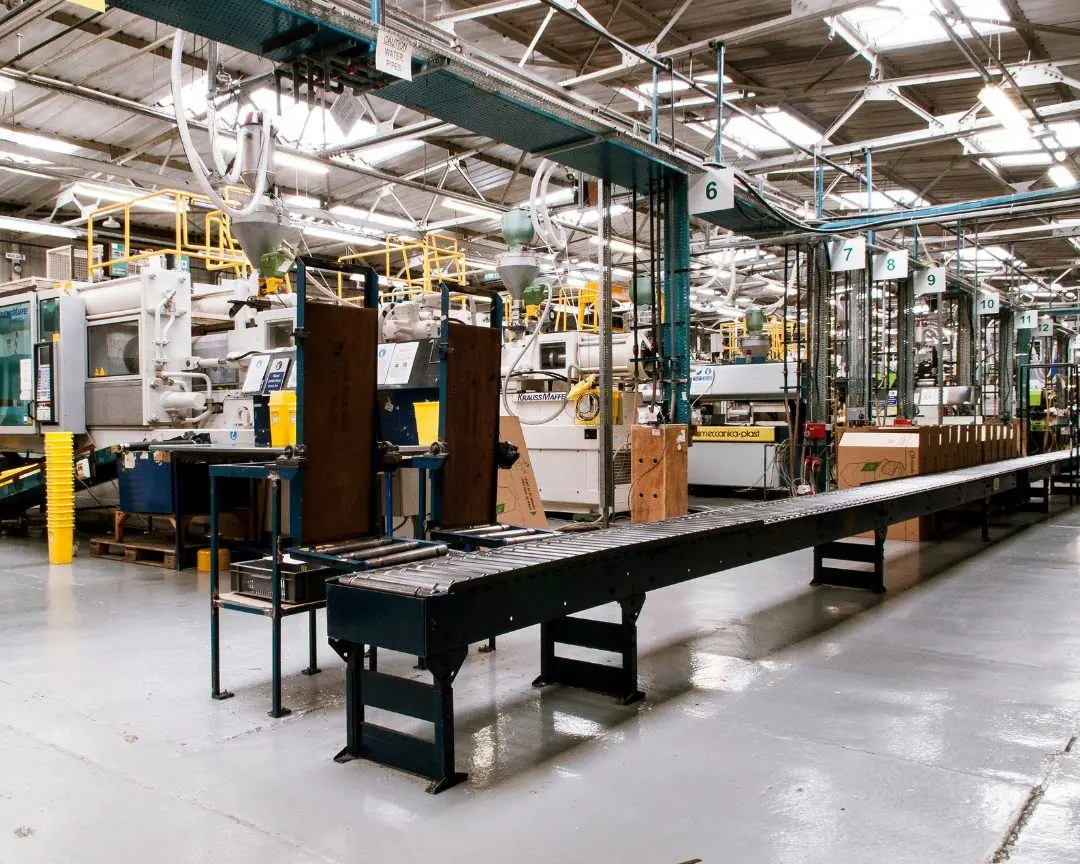 Manufacturer — From BOM to OEE.